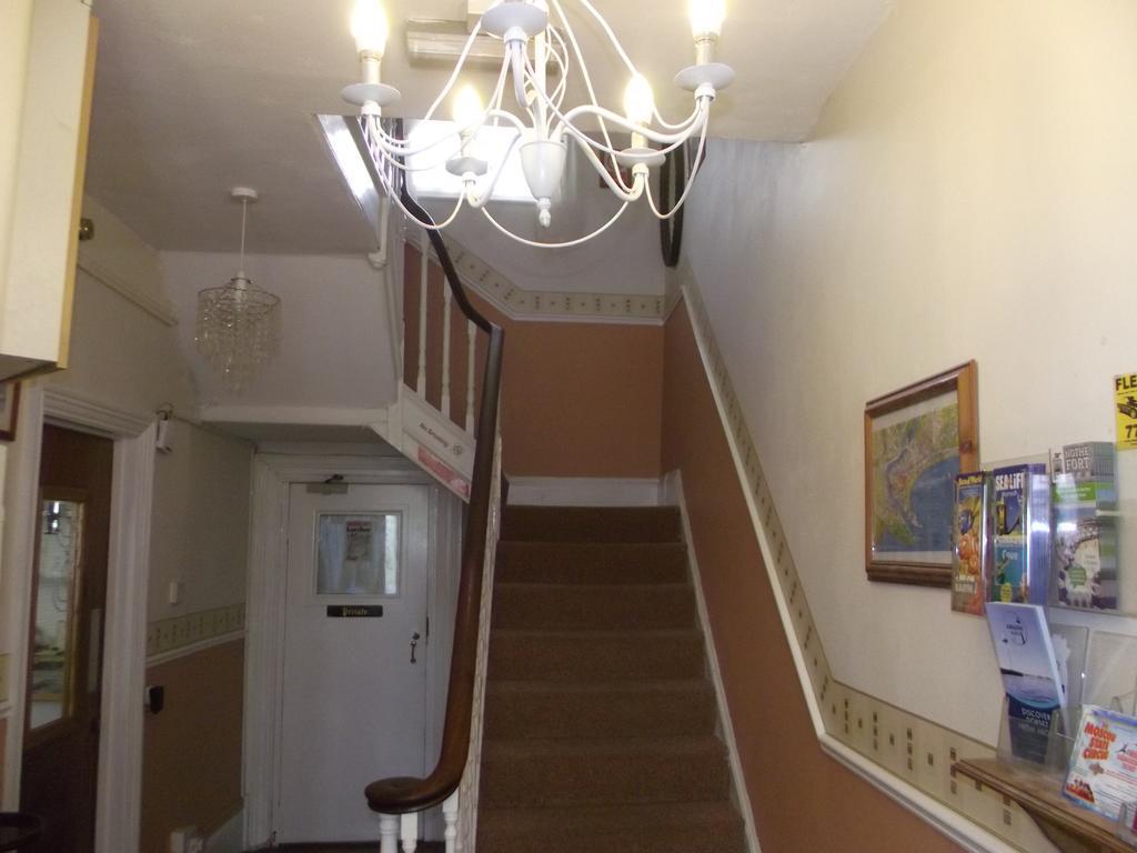 Beaufort Guesthouse Weymouth Bagian luar foto